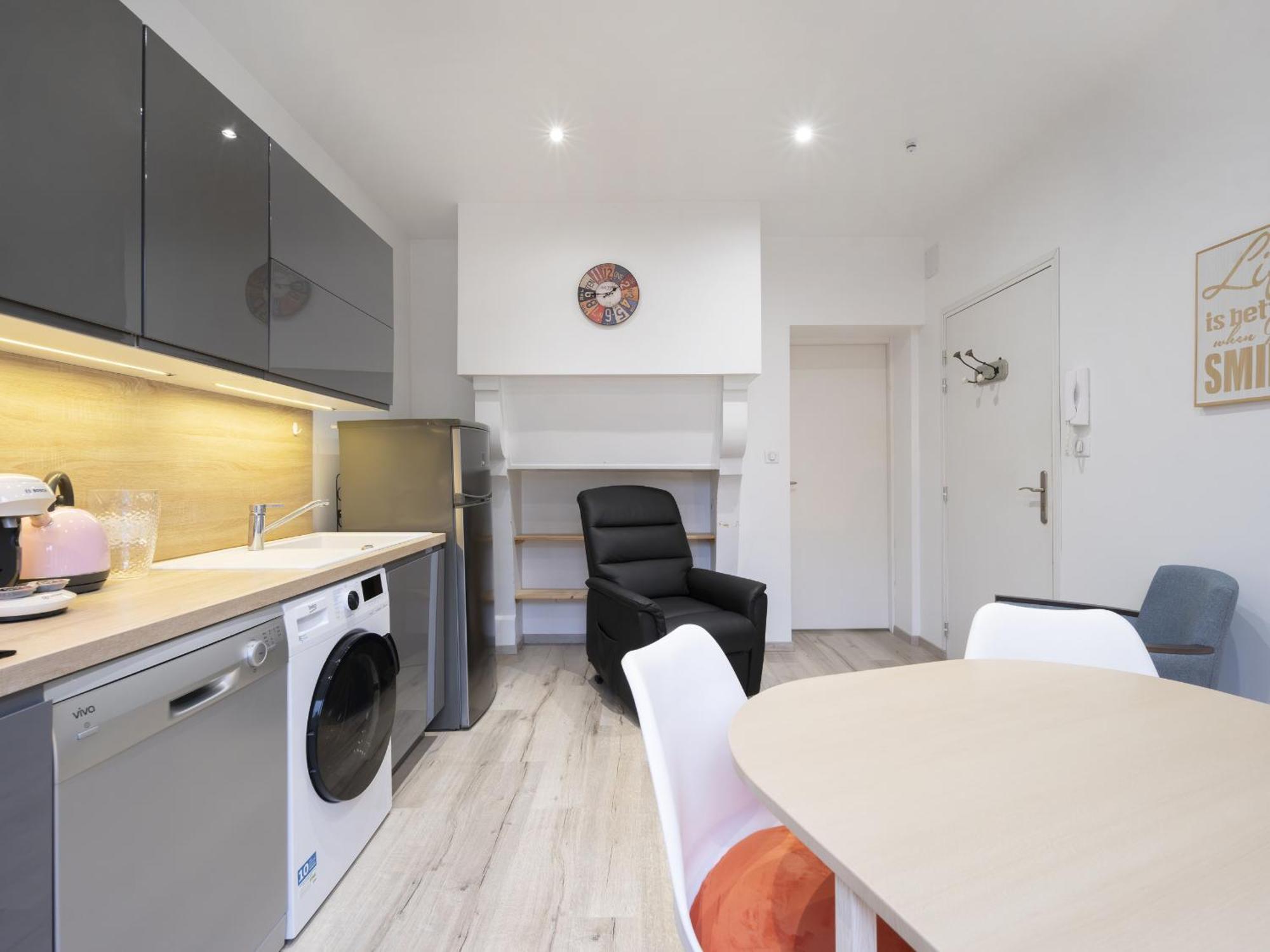 Residence Louis Quartier Gare Вител Екстериор снимка